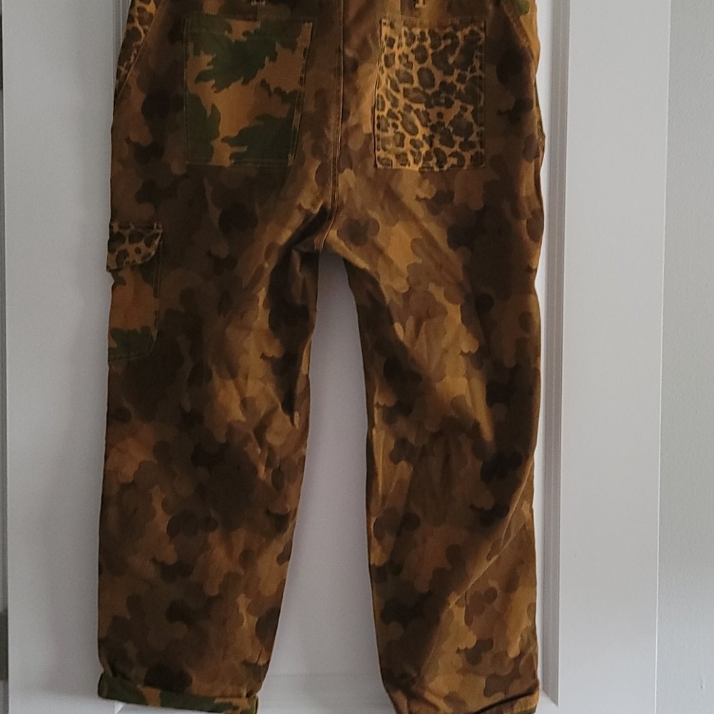 Pants - Picture 4 of 5